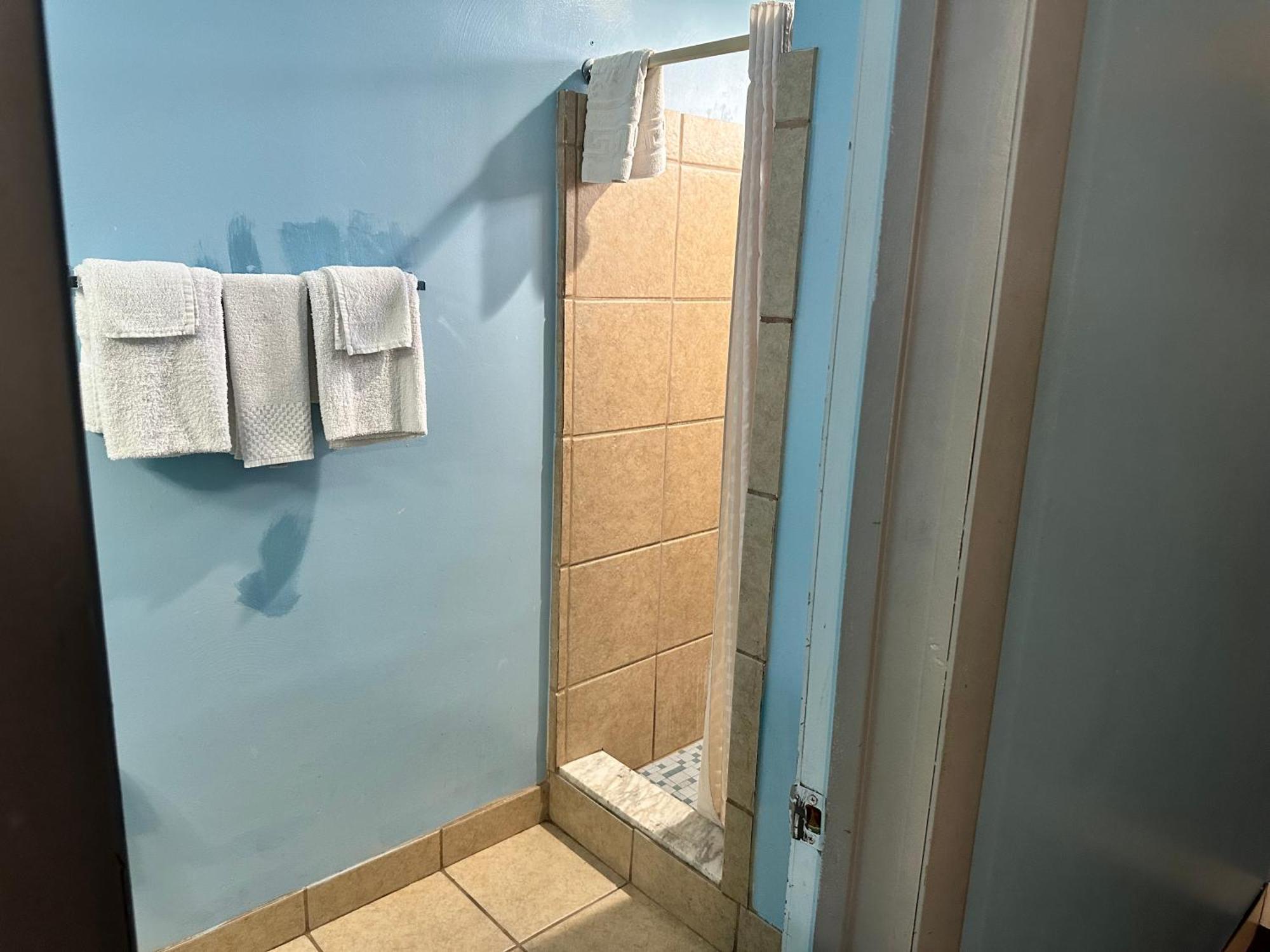 Westgate Manor Motel Austintown & Youngstown Ohio エクステリア 写真