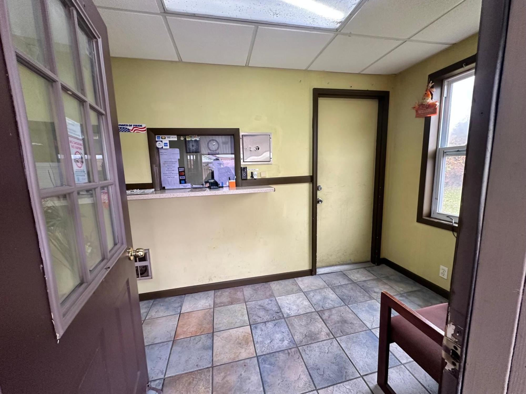 Westgate Manor Motel Austintown & Youngstown Ohio エクステリア 写真